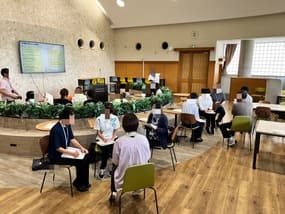 猛暑にも負けず！8社を巡る企業見学